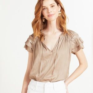 NWT EVEREVE SATIN BLOUSE